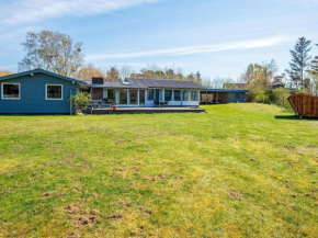 8 person holiday home in Knebel, Knebel